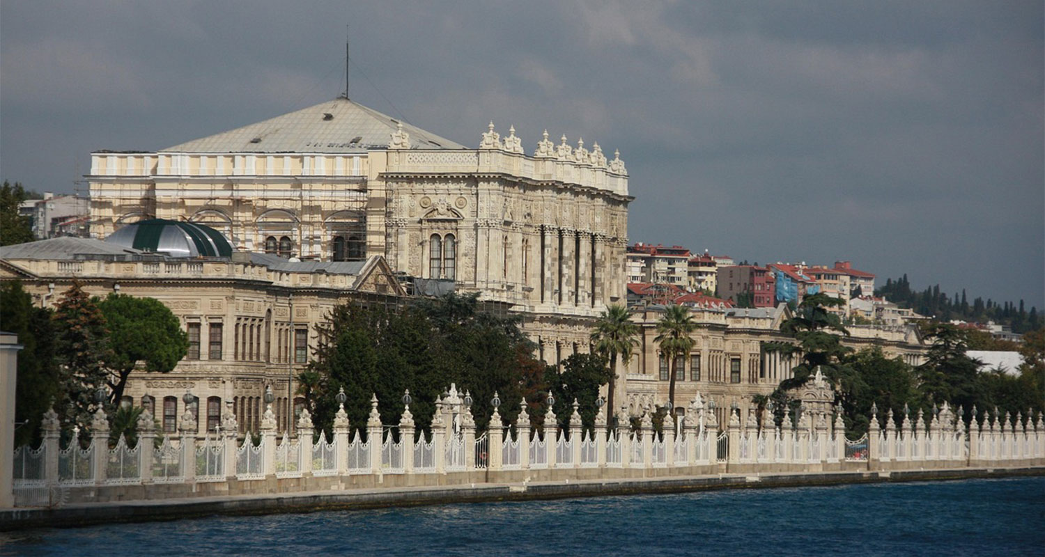 A land scape of Hagia sophia mosque in Istanbul on a sunny day andunder blue sky.