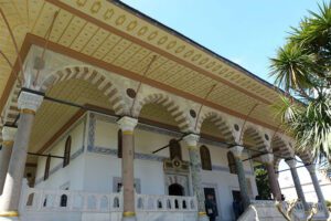 chamber of ottoman in topkapi palace